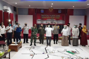 Antisipasi situasi Kontijensi Covid-19, Gugus Satgas Penanganan Covid Lombok Barat Gelar Tactical Floor Game (TFG) 