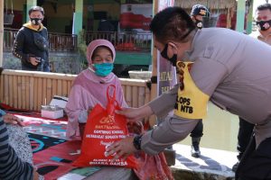Ultah ke 29 Alumni Akpol 91 Gelar Baksos di Tete Batu Lotim