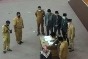 DPRD Bersama Pemda Loteng Sepakat Tandatangani KUA – PPAS APBD Tahun 2021