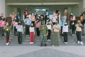 Pasiter Kodim Loteng Beri Wawasan Kebangsaan Kepada Finalis Duta Lingkungan NTB 2020