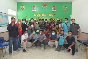 Bertemu Awak Media, Dandim Loteng Ajak Wartawan Sukseskan Pembangunan Daerah Dan Kampanyekan Prokes Covid-19