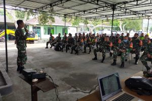 Hindari Pelanggaran dalam Bermedsos, Prajurit Kodim 1620/Loteng dapat penyuluhan hukum tentang UU ITE