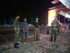 Ini Giat Koramil 1620-02 Jaga Situasi Keamanan Wilayah Di Saat Pandemi, Patroli Malam