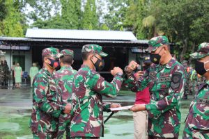 Awal Tahun 2021, Kodim 1620/Loteng Gelar Tradisi Corp Raport Pelepasan Anggota MPP
