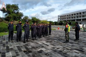 Pembentukan disiplin dan Loyalitas BKD Kuta, Babinsa Latih PBB