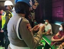 Tim Gabungan TNI Polri Razia Tempat Hiburan Malam Di Kota Mataram