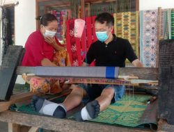 Berkat Kampung Sehat, UMKM Tenun di Sukarara Mulai Hidup