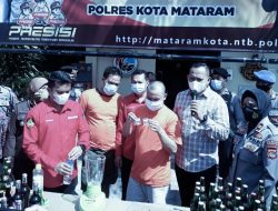 Ribuan Botol Miras Dan 1,5 Kilo Ganja Hasil Operasi Pekat Dimusnahkan