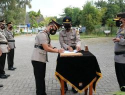 Kapolres Loteng Sertijab Sejumlah Perwira, Personil Prestasi Dapat Rewards