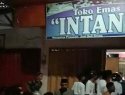 Apes!! Pelaku Pencurian Ini Babak Belur Dihantam Warga Praya, Beruntung Polisi Segera Datang