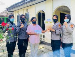 Ujud Kecintaan Dan Solidaritas Kepada Seniorya, Dua Polwan Purna Bhakti Di Kunjungi