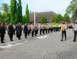 Gabungan Personel TNI-Polri Kawal Nataru Di Lombok Tengah