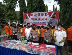 Jelang Pergantian Tahun, Polres Loteng Blender 6,13 Gram Sabu dan 6,42 Gram Ganja