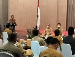 Bupati Loteng Minta Kepala SKPD, Bekerja Profesional Dengan Ide Baru di Evaluasi Tahunan