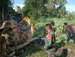 Anggota Kodim Loteng Bangun Jalan Penghubung Sepanjang 1,8 Kilometer Di Desa Pengenjek