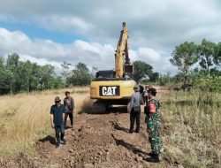 Pembukaan Jalan Baru Desa Sukaraja Untuk Meningkatkan Ekonomi Masyarakat