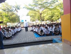 Bina Akhlakul Karimah Bagi Siswa-Siswi, SMAN 01 Praya Barat Gelar Olahraga Rohani