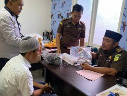 “Terduga Pelaku Pembunuhan Terhadap Muhamad Saleh alias Wisnu dilimpahkan ke Kejaksaan Negeri Barru”””